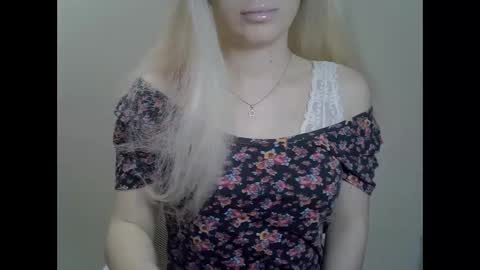 DitaMilton online show from January 7, 2025, 7:28 pm