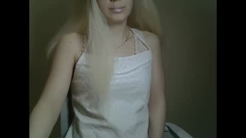 DitaMilton online show from February 11, 2025, 8:20 pm