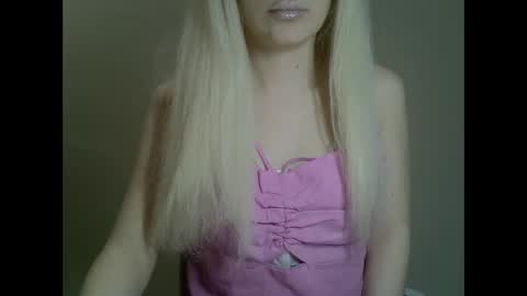 DitaMilton online show from February 21, 2025, 4:48 pm