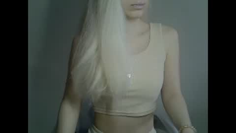 DitaMilton online show from March 12, 2025, 10:37 am