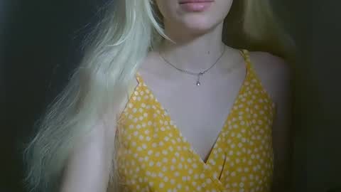 DitaMilton online show from February 1, 2026, 2:59 pm