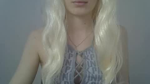 DitaMilton online show from February 11, 2026, 11:37 am