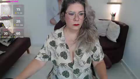 Snapshot of diva_milf chatting on July 8, 2026, 9:58 am Diva online show from July 8, 2026, 9:58 am