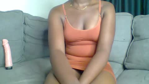 Snapshot of divasc_1 chatting on April 13, 2026, 10:15 pm queen kinky online show from April 13, 2026, 10:15 pm