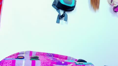 divaxxx4 online show from January 7, 2025, 5:22 am