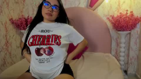 divine_ailyn online show from April 7, 2026, 11:32 am