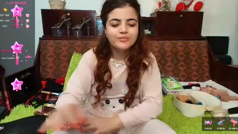 Ana    online show from October 16, 2025, 8:43 pm