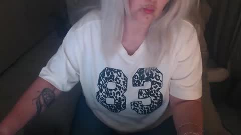 Alexxa online show from April 25, 2026, 9:23 pm