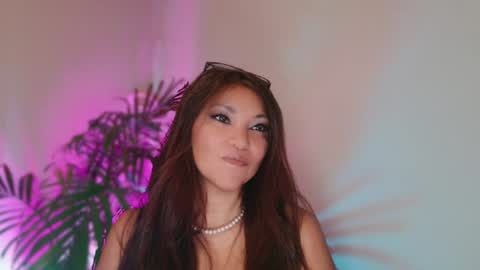 Snapshot of divinelynn chatting on July 7, 2026, 3:49 pm DivineLynn online show from July 7, 2026, 3:49 pm