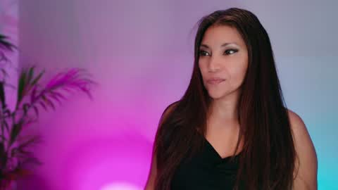 Snapshot of divinelynn chatting on July 26, 2026, 4:58 pm DivineLynn online show from July 26, 2026, 4:58 pm