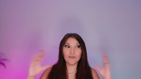 Snapshot of divinelynn chatting on August 2, 2026, 2:59 pm DivineLynn online show from August 2, 2026, 2:59 pm