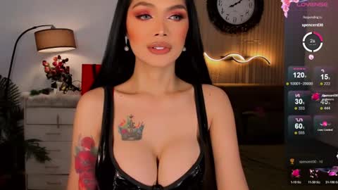 Snapshot of divinequeen chatting on July 16, 2026, 3:40 pm online show from July 16, 2026, 3:40 pm