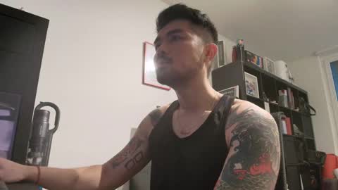 D online show from January 12, 2026, 9:25 am