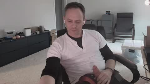 dj_diesel_rat online show from February 13, 2025, 6:16 pm