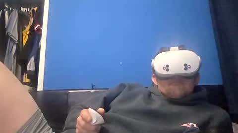 djcloudy22223 online show from May 4, 2026, 11:50 am
