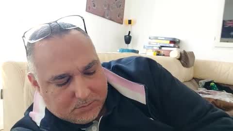 djeauzy77 online show from March 31, 2026, 8:26 am