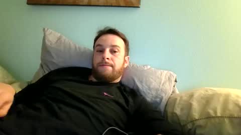 Snapshot of djiscurious chatting on November 21, 2025, 6:56 am DeeJayBeeHung online show from November 21, 2025, 6:56 am