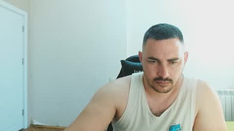 Snapshot of djmute chatting on June 25, 2026, 4:23 am STR8 BOYv online show from June 25, 2026, 4:23 am