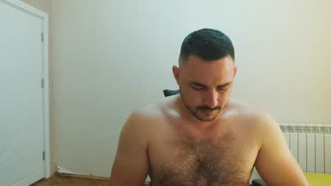 Snapshot of djmute chatting on June 25, 2026, 5:12 am STR8 BOYv online show from June 25, 2026, 5:12 am