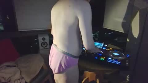 DJToyMaster online show from March 18, 2026, 3:42 am