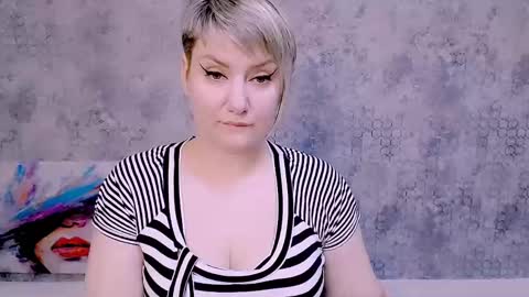 djullia online show from February 28, 2025, 10:09 am