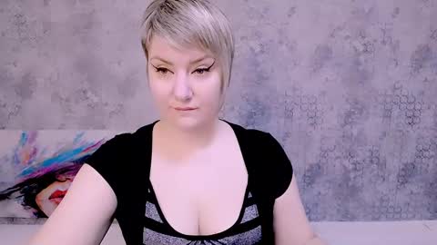 djullia online show from March 2, 2025, 8:48 am