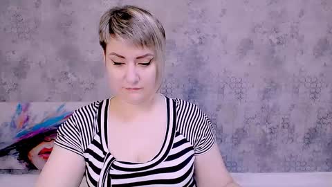 djullia online show from October 13, 2025, 5:51 am