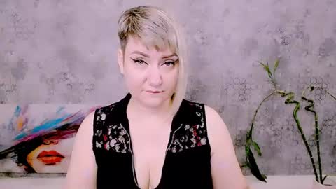 djullia online show from July 2, 2026, 6:19 am