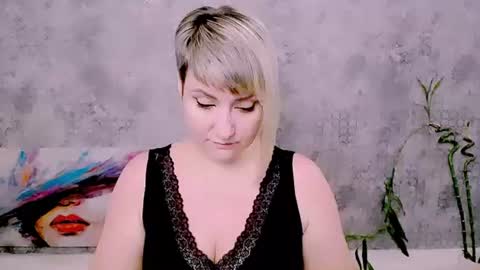 djullia online show from July 20, 2026, 5:55 am