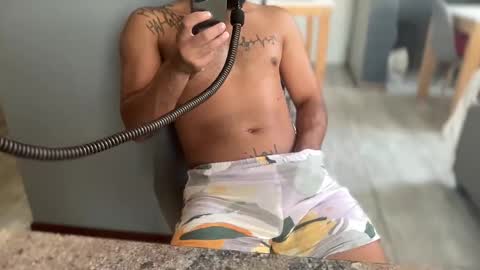 Snapshot of dmitirdarko chatting on February 14, 2025, 11:42 am Dmitri online show from February 14, 2025, 11:42 am