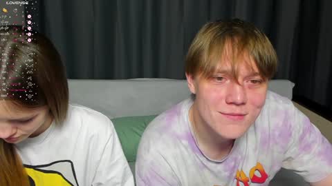 Polly and Kiriko online show from December 16, 2024, 5:54 pm