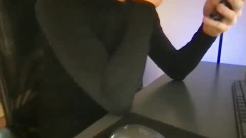 doctor_luv_69 online show from March 16, 2026, 9:24 am