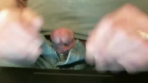 Snapshot of docwanker chatting on June 4, 2026, 4:18 am Doc online show from June 4, 2026, 4:18 am