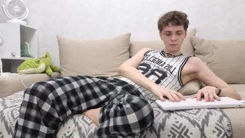 Alex online show from December 15, 2024, 4:07 am