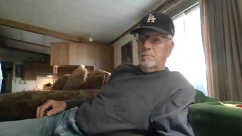 doingmyself69 online show from May 4, 2026, 4:25 pm