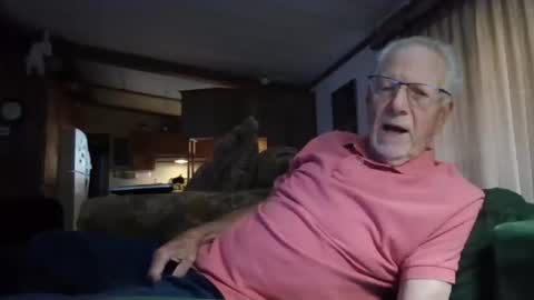 Snapshot of doingmyself69 chatting on June 19, 2026, 1:59 pm doingmyself69 online show from June 19, 2026, 1:59 pm