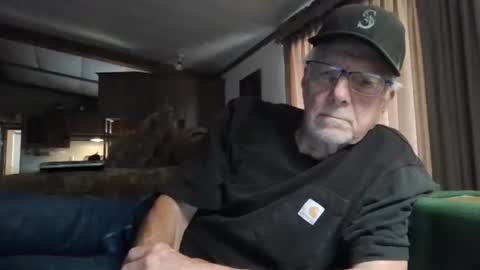 Snapshot of doingmyself69 chatting on July 14, 2026, 10:26 pm doingmyself69 online show from July 14, 2026, 10:26 pm