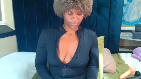 Snapshot of dojabootie chatting on July 3, 2026, 7:04 am dojabootie online show from July 3, 2026, 7:04 am