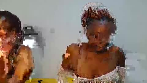 Snapshot of dolce_amber chatting on November 24, 2025, 10:15 am Dolce online show from November 24, 2025, 10:15 am