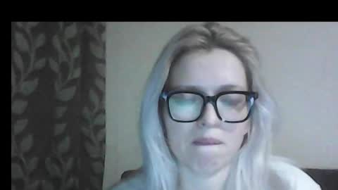 dolce_tempt online show from February 9, 2026, 6:56 pm