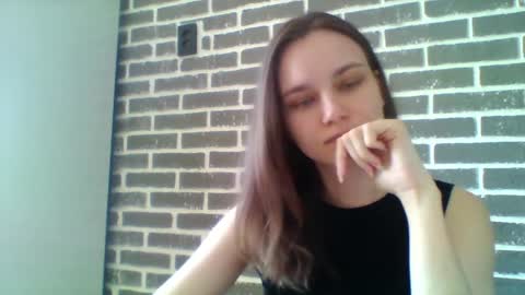 Snapshot of dolcezza_ chatting on April 4, 2026, 8:34 am dolcezza_ online show from April 4, 2026, 8:34 am