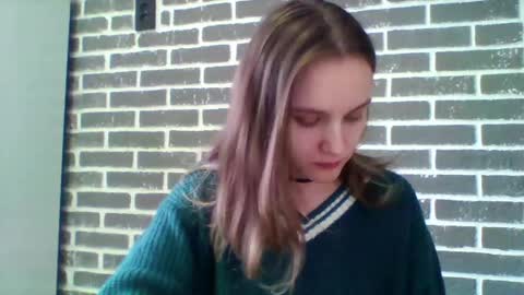 Snapshot of dolcezza_ chatting on April 21, 2026, 11:27 am dolcezza_ online show from April 21, 2026, 11:27 am