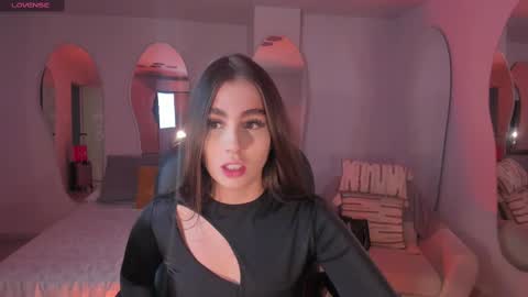 Dolcie  online show from February 18, 2025, 12:17 pm