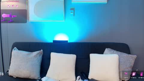 Dolcie  online show from September 16, 2025, 11:50 pm