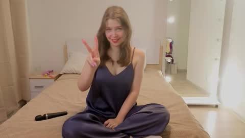 Snapshot of doll_ball chatting on February 21, 2026, 6:53 pm Ann online show from February 21, 2026, 6:53 pm