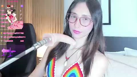 Snapshot of doll_bella_ chatting on June 26, 2026, 8:13 pm Bella online show from June 26, 2026, 8:13 pm