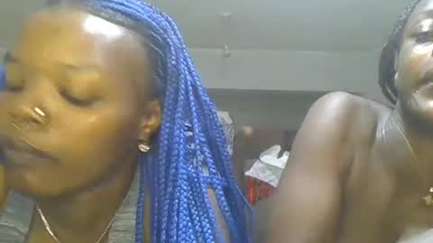 Snapshot of doll_deviant chatting on July 10, 2026, 5:37 pm doll_deviant online show from July 10, 2026, 5:37 pm