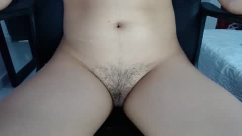 doll_dollys_ online show from January 6, 2025, 8:07 pm