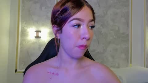 D  online show from September 10, 2025, 2:22 am