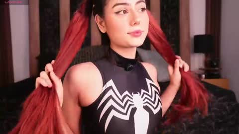 doll_kira_ online show from April 6, 2026, 5:03 pm